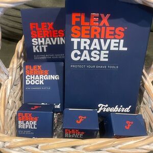 Freebird Flex Series Grooming Set with Travel Case